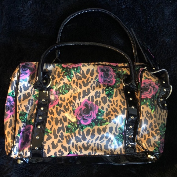 Betseyville by Betsey Johnson handbag - Picture 2 of 7